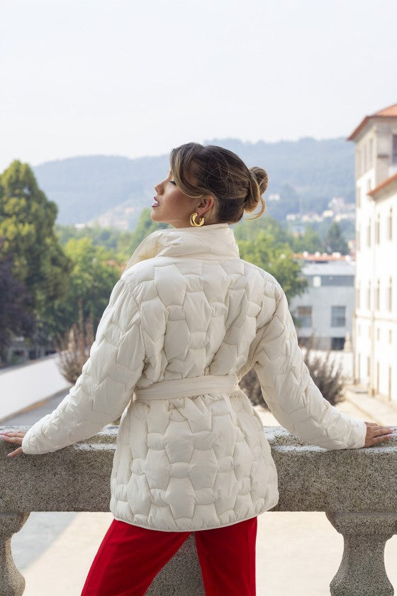 Parka acolchoada com cinto