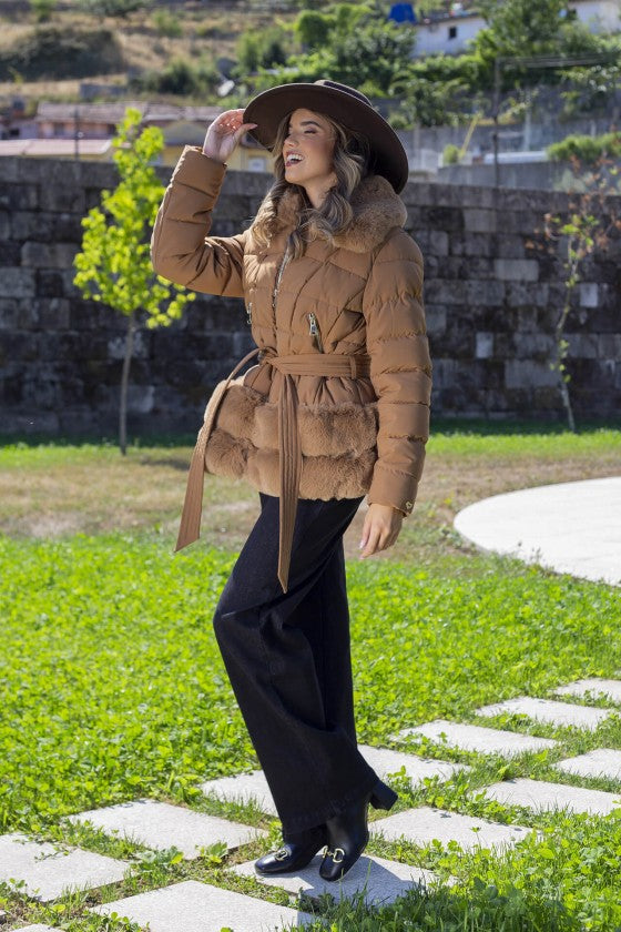 Parka curta com pêlo